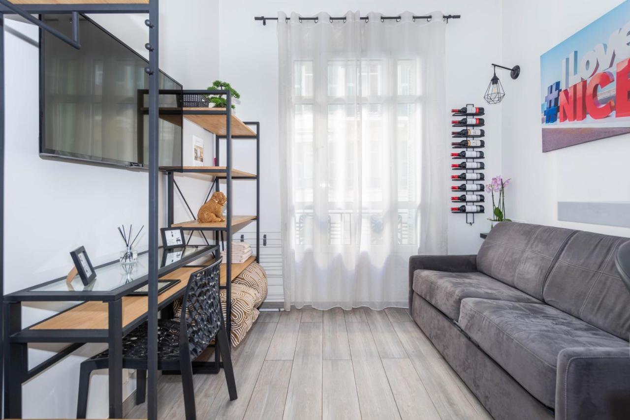 Nice Centre Flat - Modern, Quiet And Brand New Екстер'єр фото