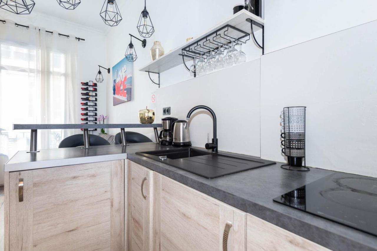 Nice Centre Flat - Modern, Quiet And Brand New Екстер'єр фото